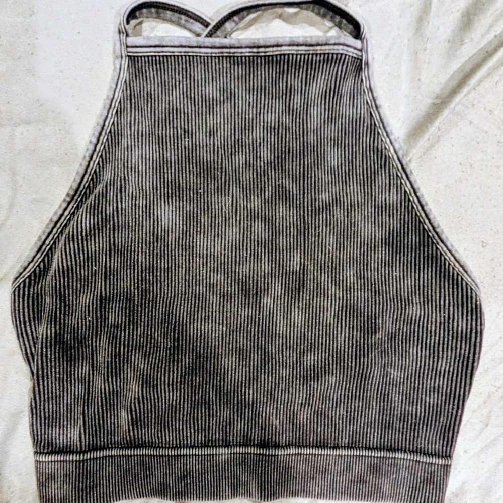 Zenana Outfitters Black/Gray Ribbed Crop Top